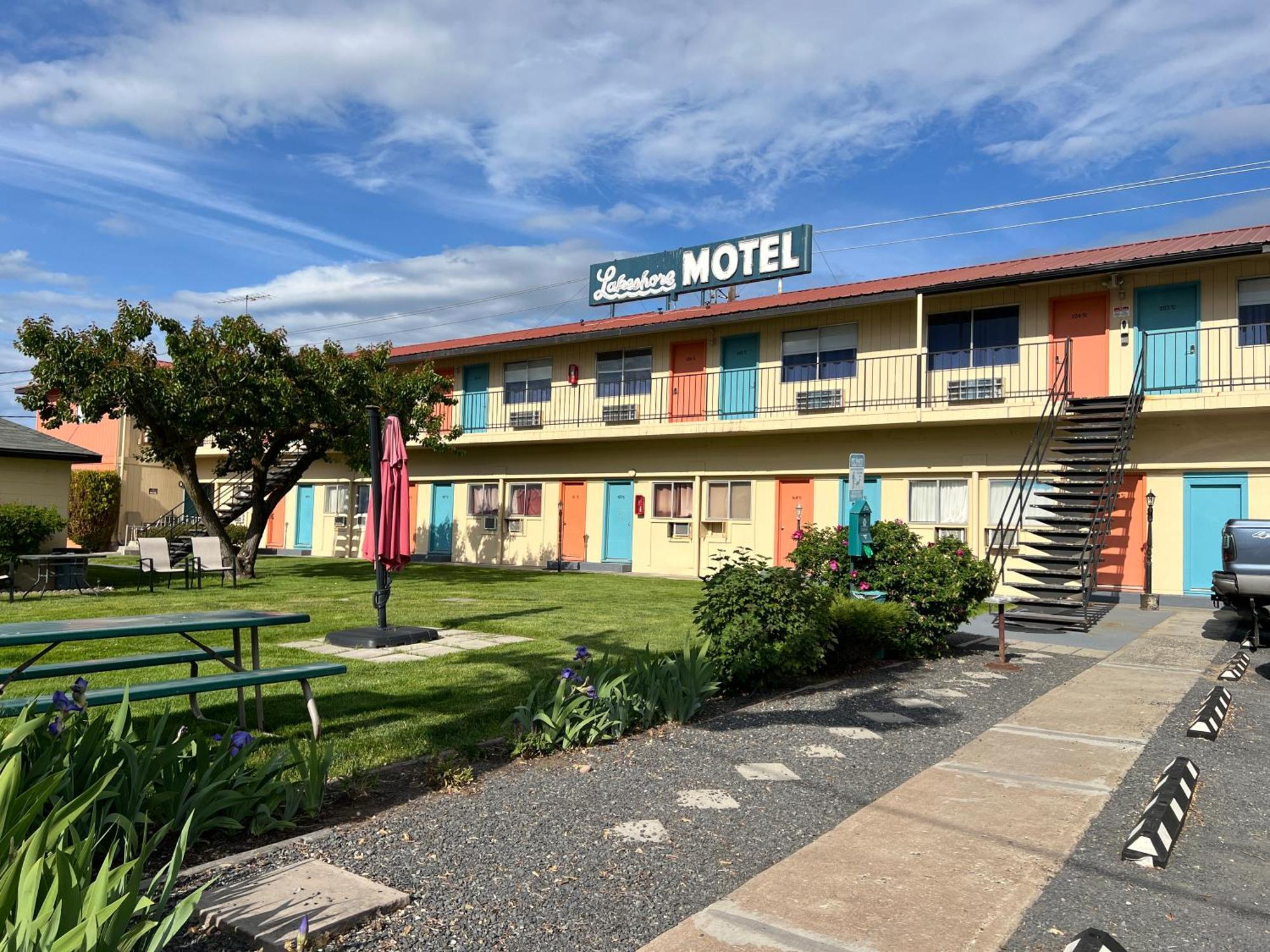 Lakeshore Inn Water Front Moses Lake Zewnętrze zdjęcie