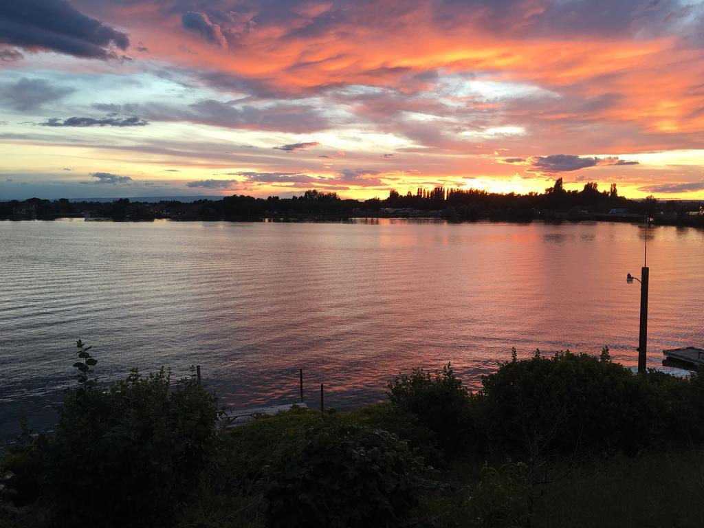 Lakeshore Inn Water Front Moses Lake Zewnętrze zdjęcie